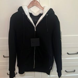 NWT Moose Knuckles Classic Bunny 3 Jacket - M